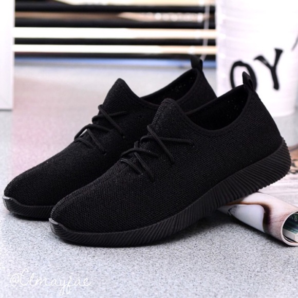 CLEARANCE {LAST1} ‘Katie’ All Black Knit Sneakers - Picture 3 of 3